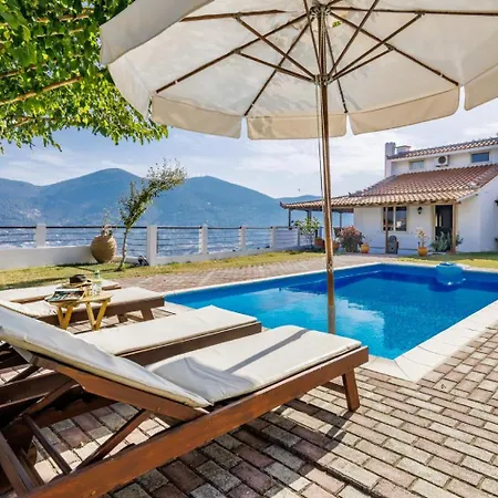 Villa Aloupi *